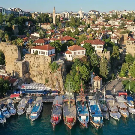 Sea Town Utku אנטליה