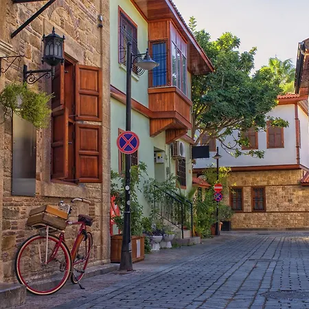 Sea Town Utku Apartmán